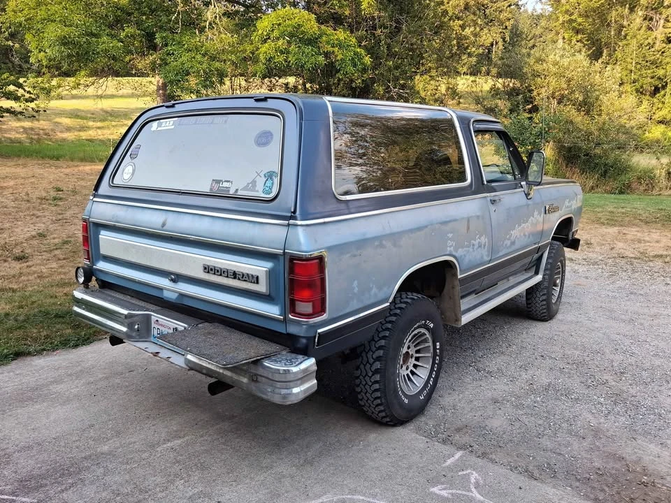 1986 Dodge Ramcharger - Image 3 of 10