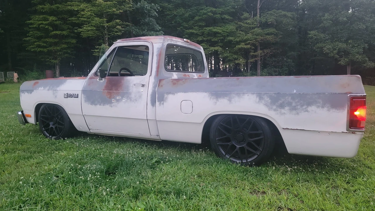 1986 Dodge Ram 1st Gen - Image 29 of 31