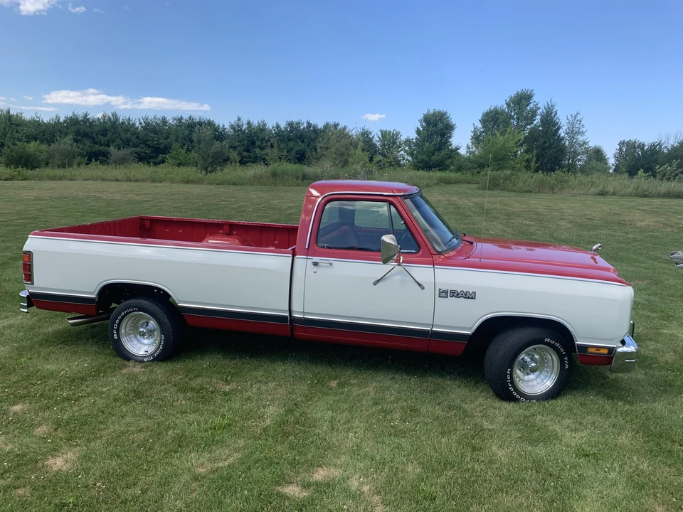 1986 Dodge Ram 1st Gen - Image 15 of 31