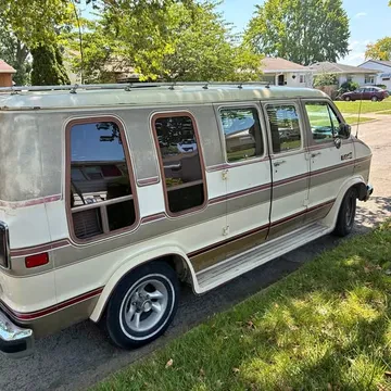 1986 Dodge Ram Van B250