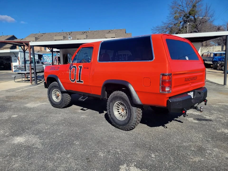 1986 Dodge Ramcharger - Image 16 of 21