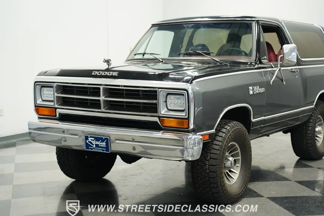 1986 Dodge Ramcharger - Image 19 of 21