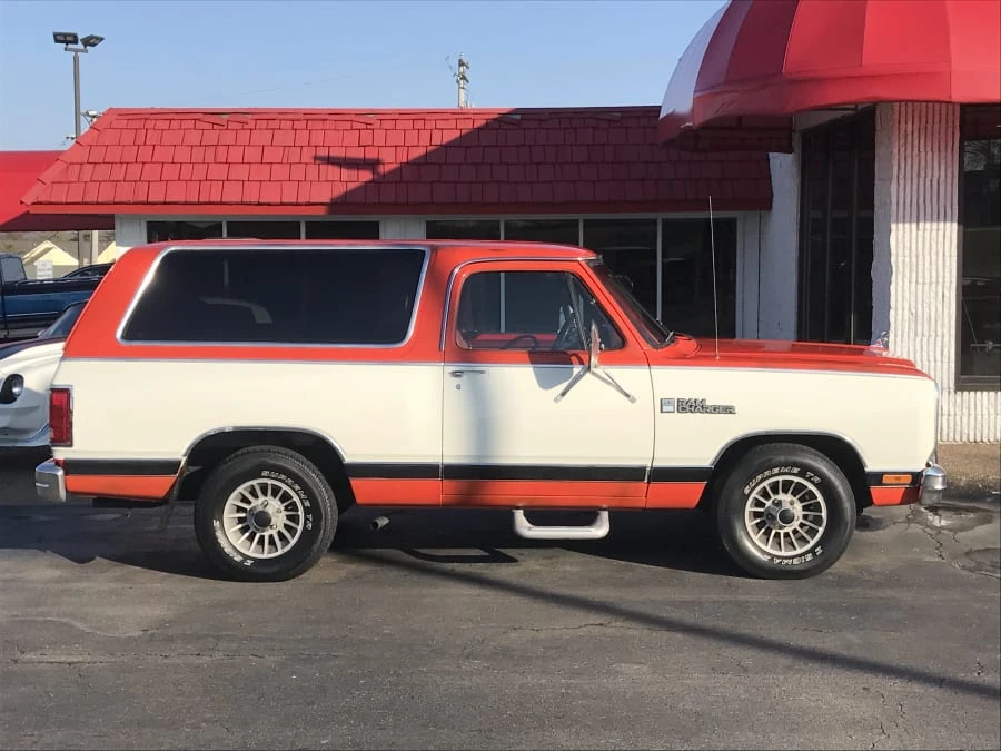 1986 Dodge Ramcharger - Image 2 of 7