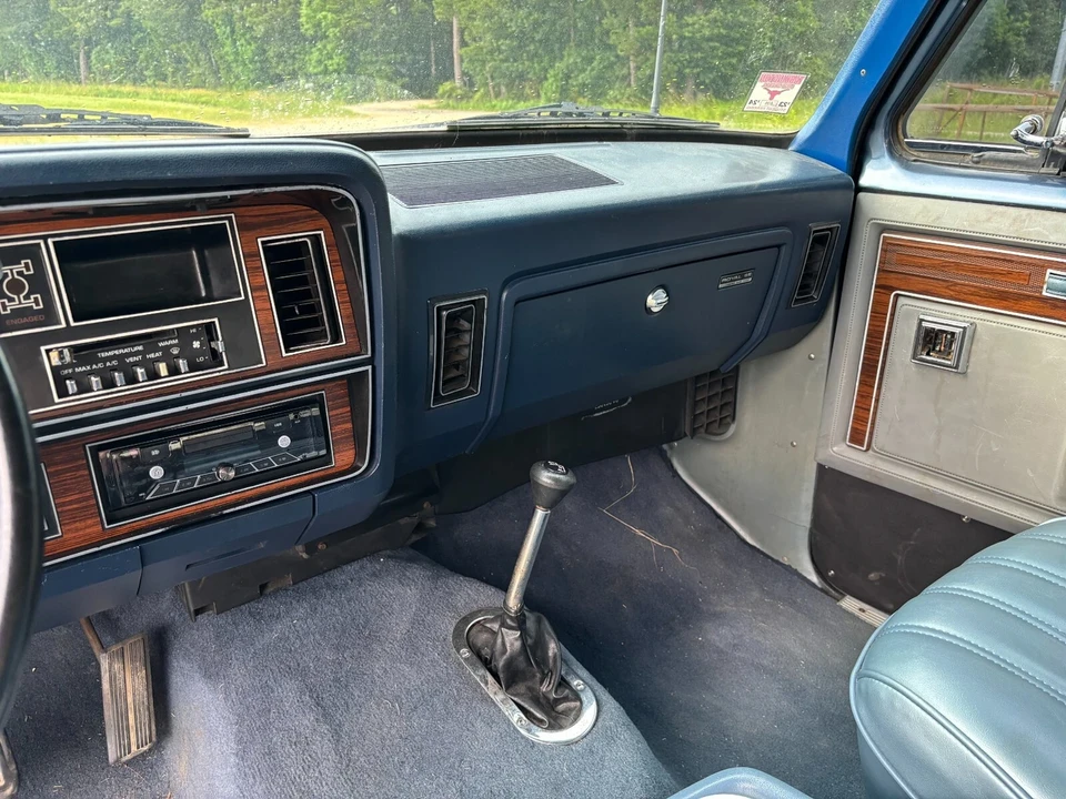 1986 Dodge Ramcharger - Image 10 of 17