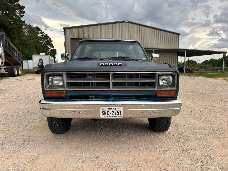 1986 Dodge Ramcharger - Image 2 of 17