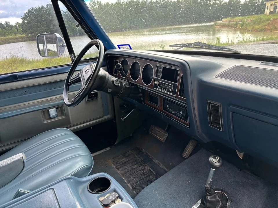1986 Dodge Ramcharger - Image 14 of 17