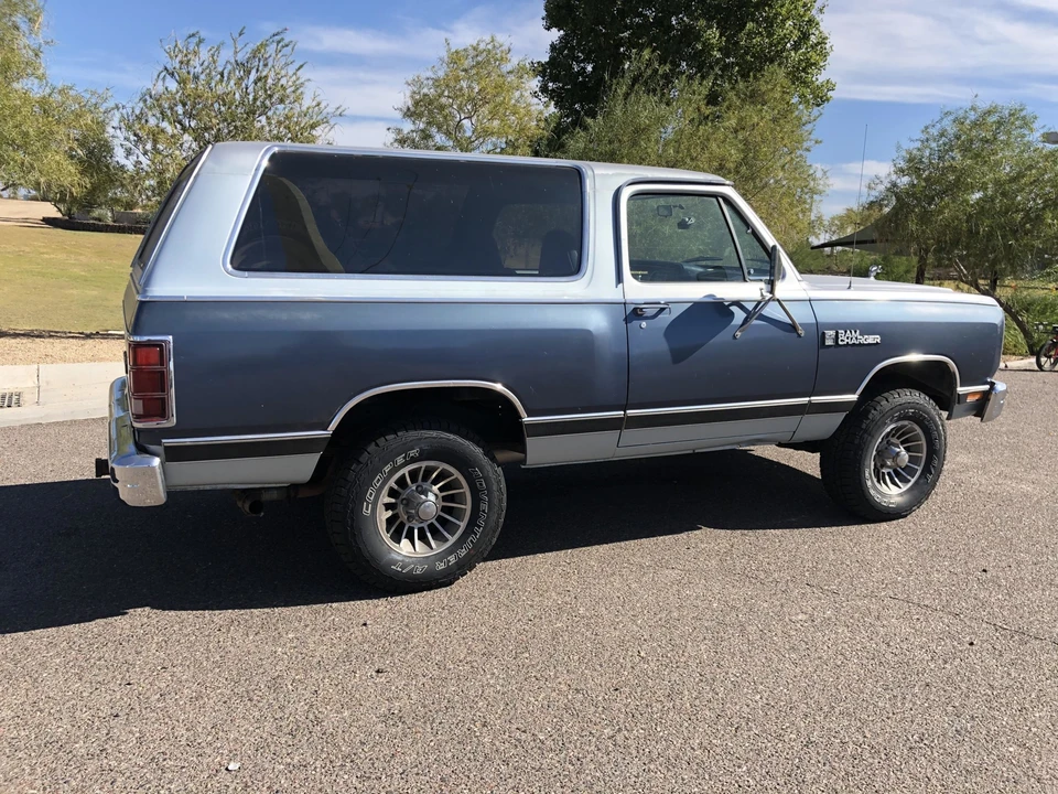 1986 Dodge Ramcharger - Image 6 of 31
