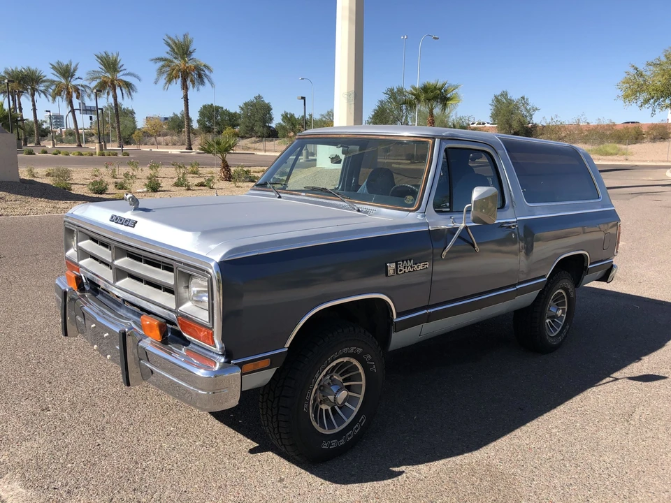 1986 Dodge Ramcharger - Image 17 of 31