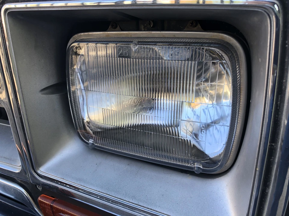 1986 Dodge Ramcharger - Image 25 of 31