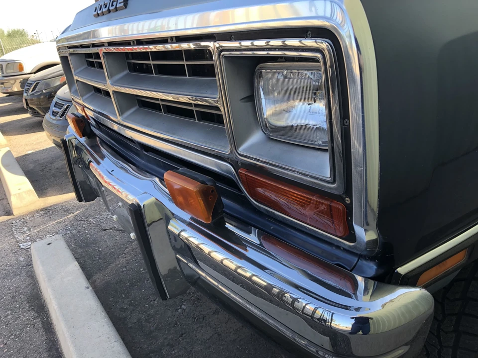 1986 Dodge Ramcharger - Image 24 of 31