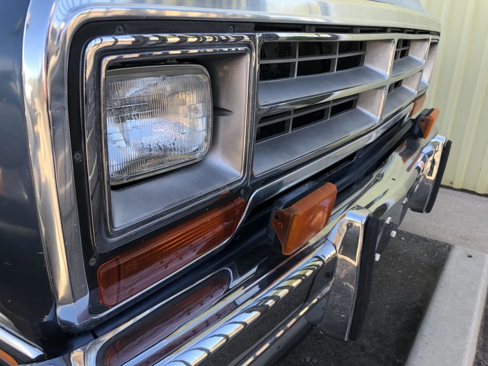 1986 Dodge Ramcharger - Image 26 of 31