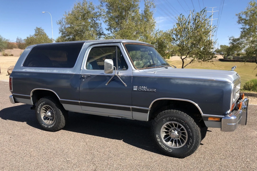 1986 Dodge Ramcharger - Image 2 of 31