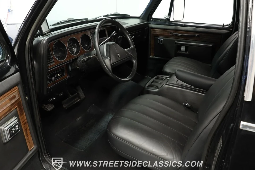 1986 Dodge Ramcharger - Image 5 of 12