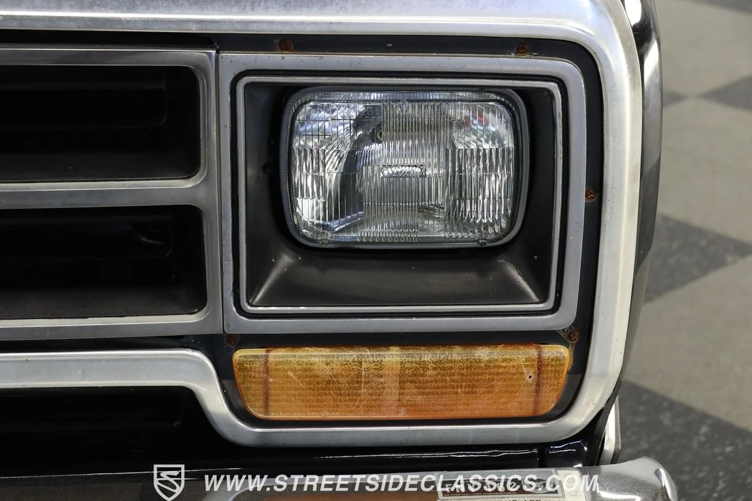 1986 Dodge Ramcharger - Image 20 of 21