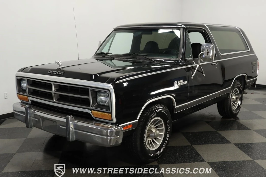 1986 Dodge Ramcharger - Image 18 of 21