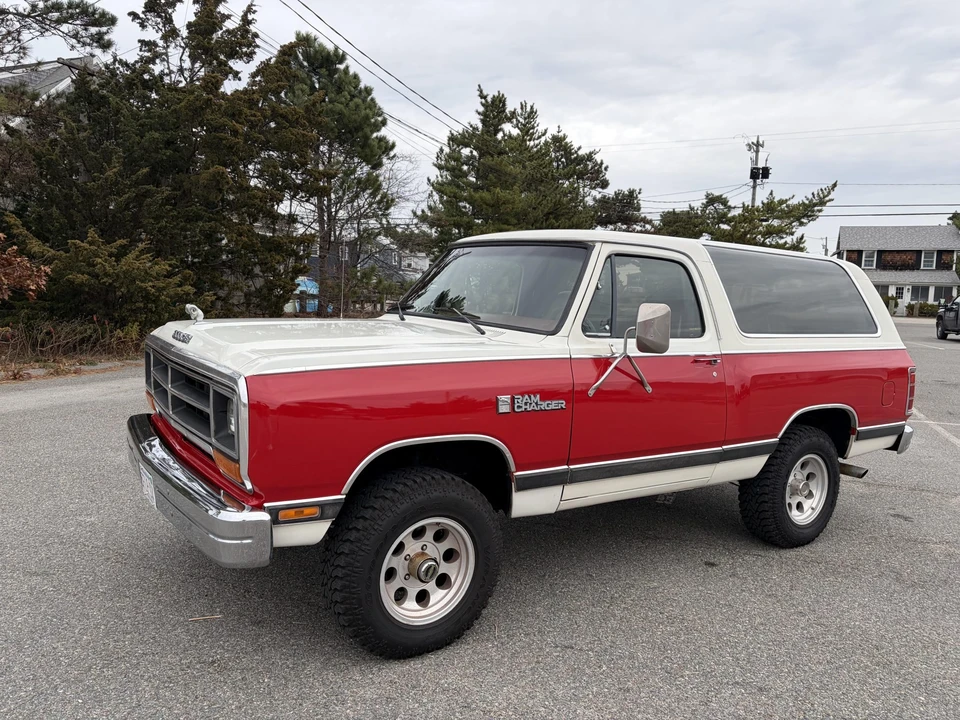 1986 Dodge Ramcharger - Image 5 of 31