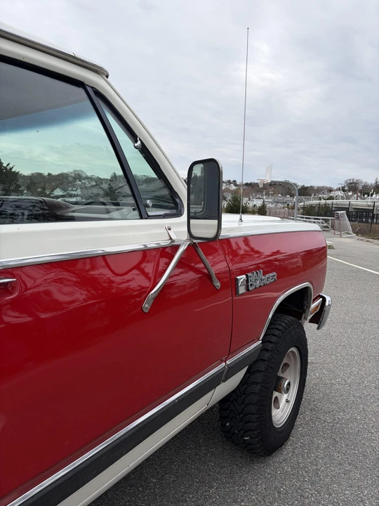 1986 Dodge Ramcharger - Image 21 of 31