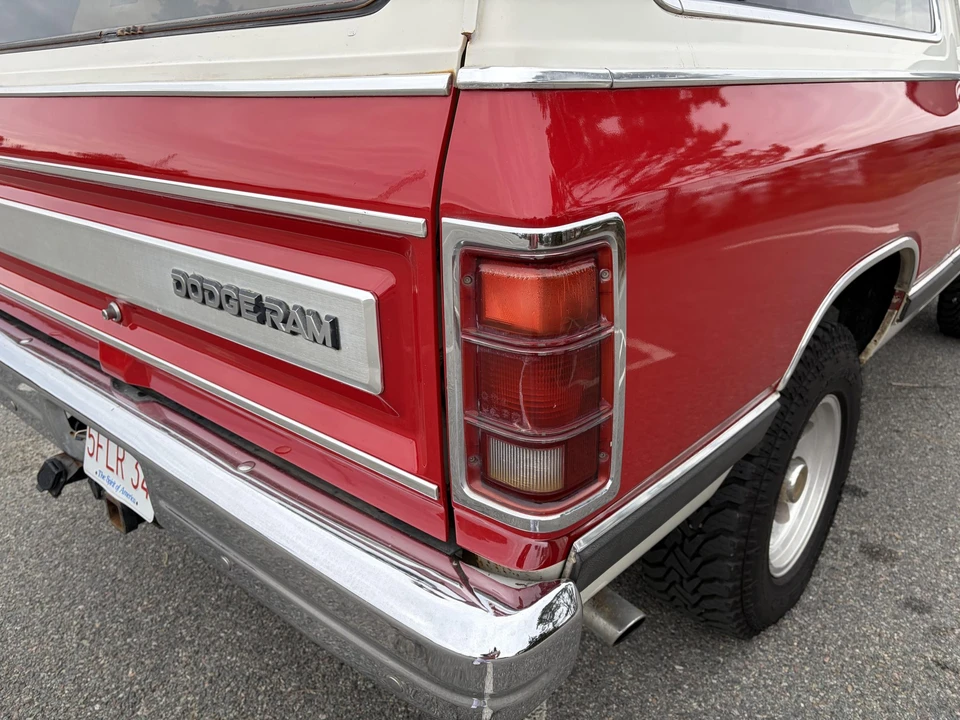 1986 Dodge Ramcharger - Image 19 of 31