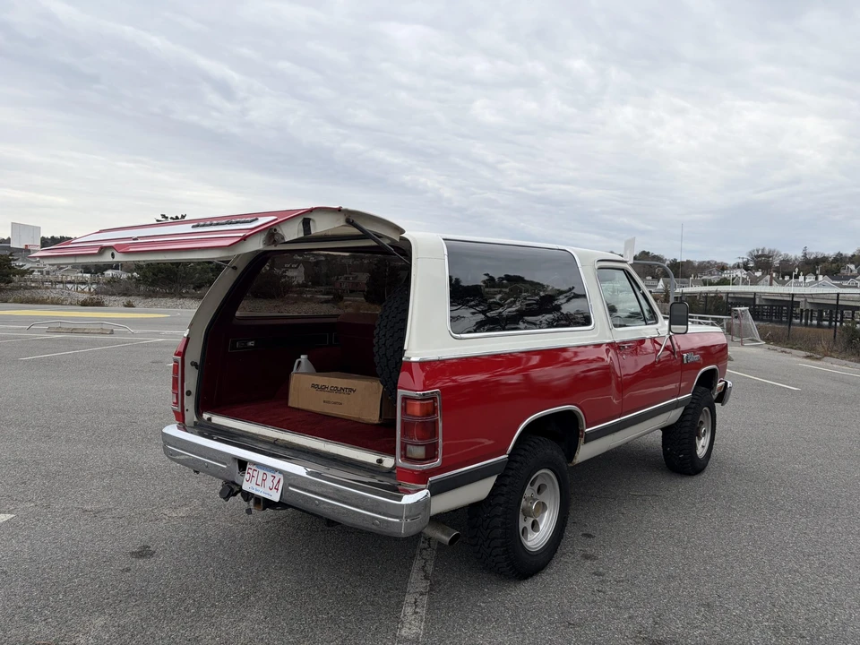 1986 Dodge Ramcharger - Image 17 of 31