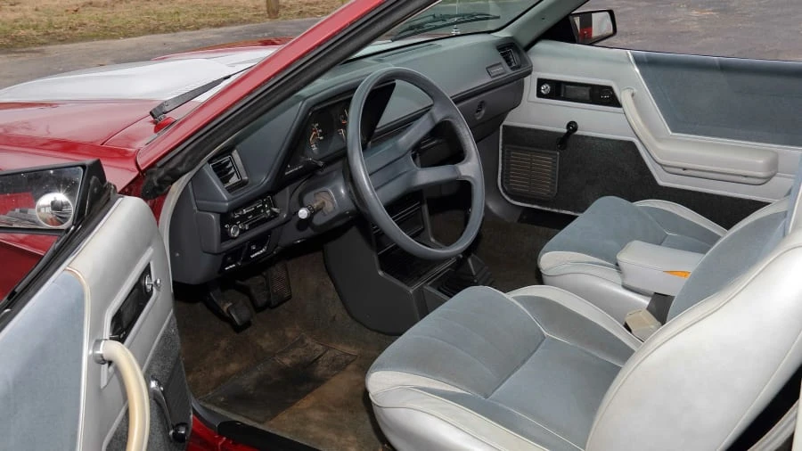 1986 Dodge Shelby Charger 5th Gen - Image 4 of 19