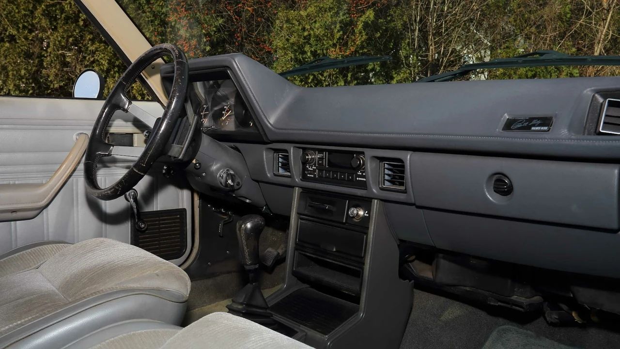 1986 Dodge Shelby GLH-S - Image 11 of 26