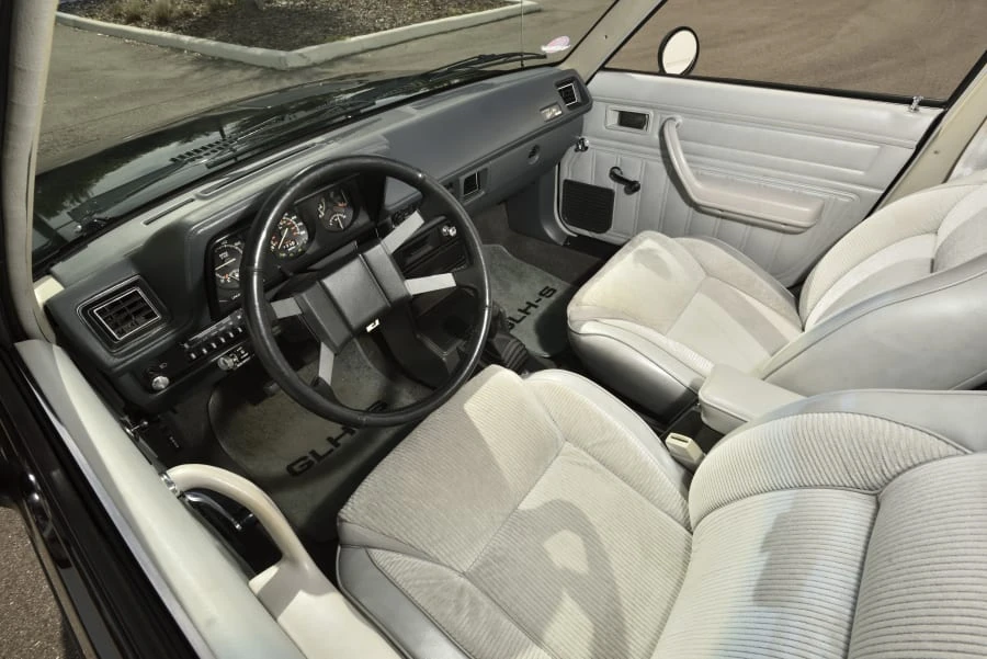 1986 Dodge Shelby GLH-S - Image 20 of 25