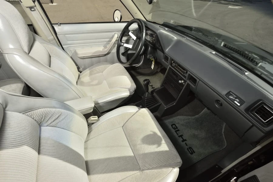1986 Dodge Shelby GLH-S - Image 17 of 25