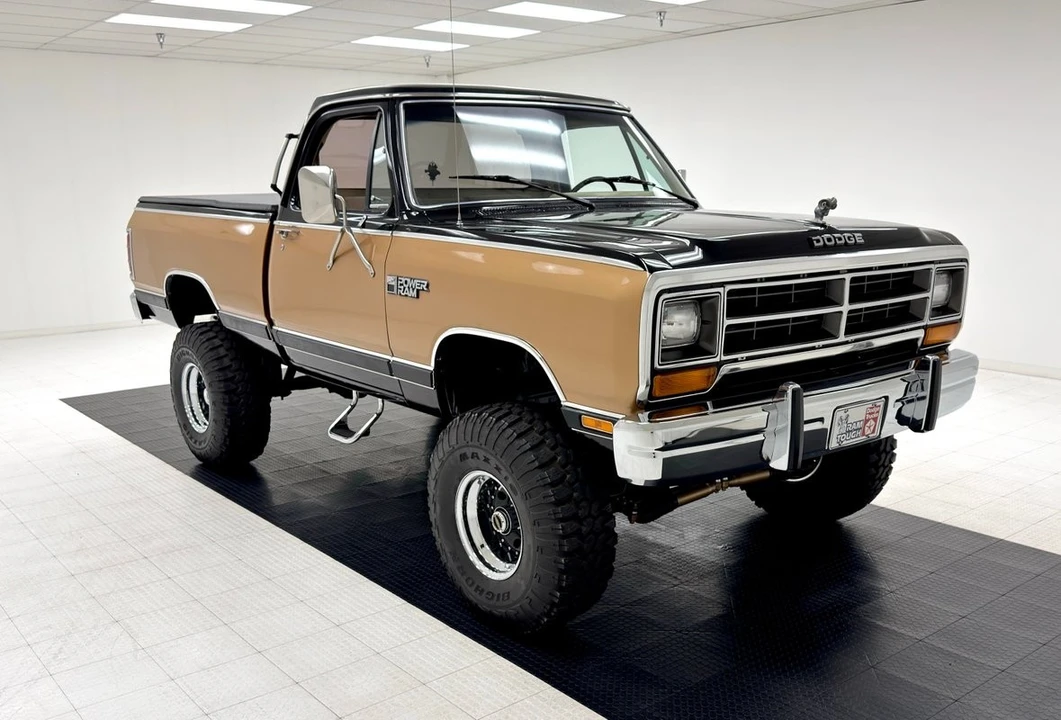 1986 Dodge Ram 1st Gen - Image 7 of 12