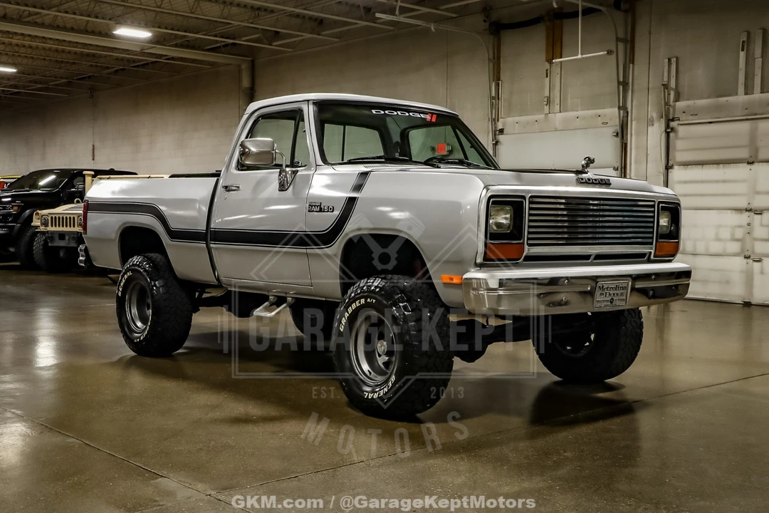 1986 Dodge D Series - Image 13 of 31