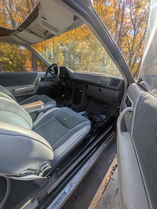 1986 Dodge Charger 5th Gen - Image 6 of 9