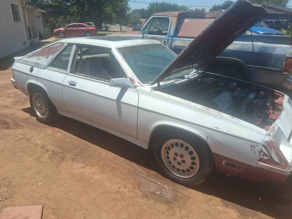 1986 Dodge Daytona - Image 2 of 10