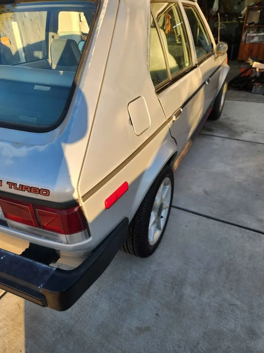 1986 Dodge Omni - Image 3 of 10