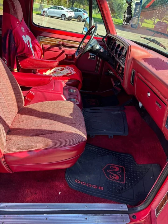1986 Dodge Ramcharger - Image 6 of 14