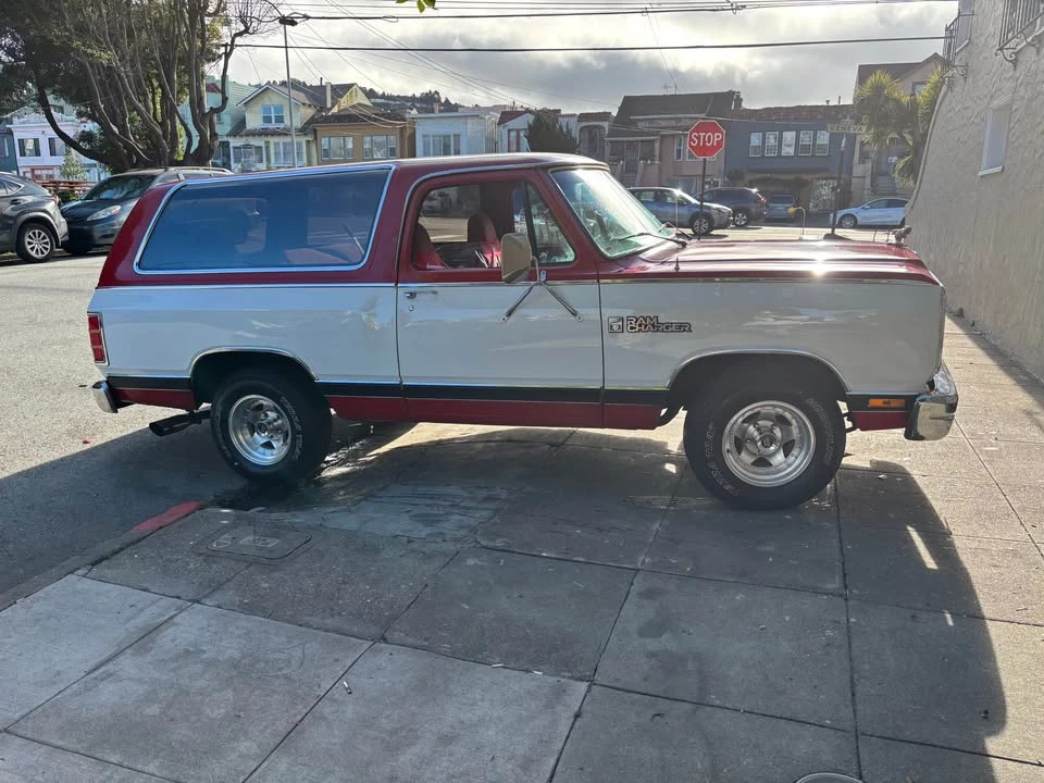 1986 Dodge Ramcharger - Image 13 of 14