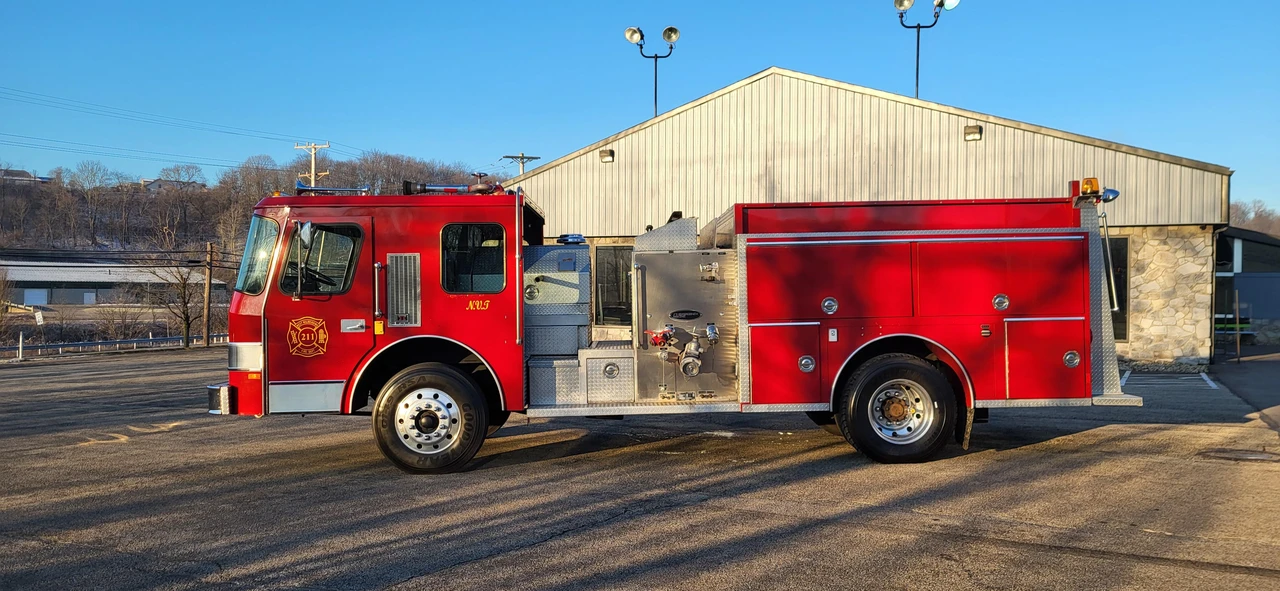 1986 E-One - Image 11 of 31