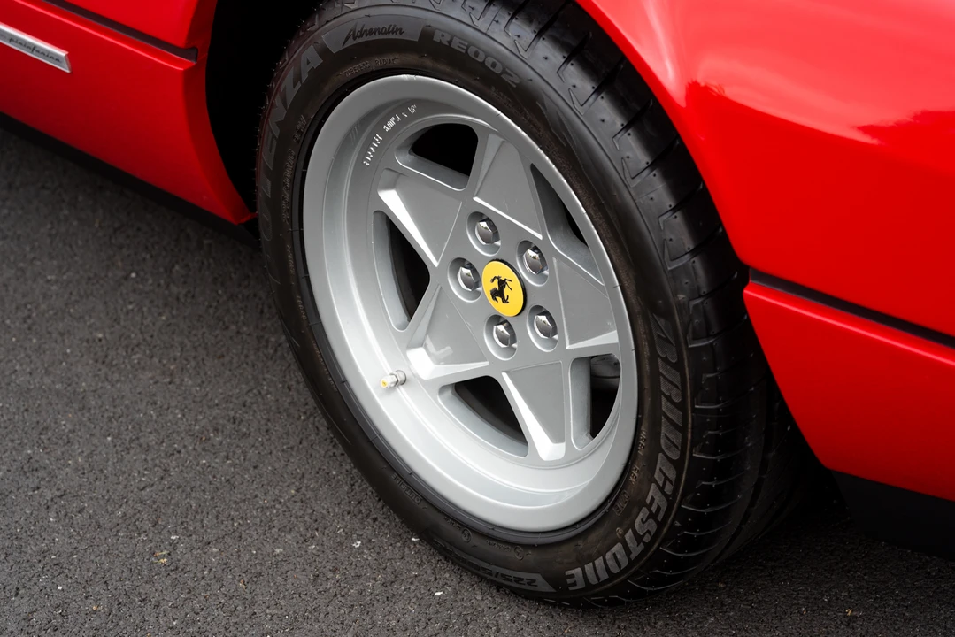 1986 Ferrari 328 GTB - Image 24 of 31