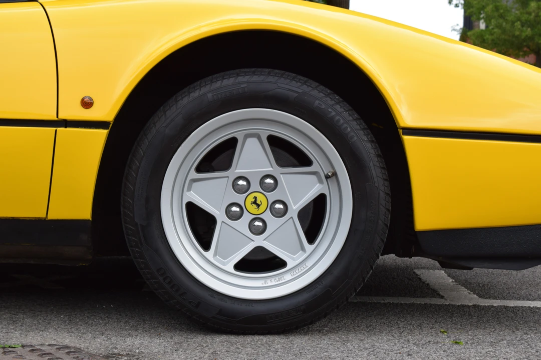 1986 Ferrari 328 GTS - Image 11 of 31