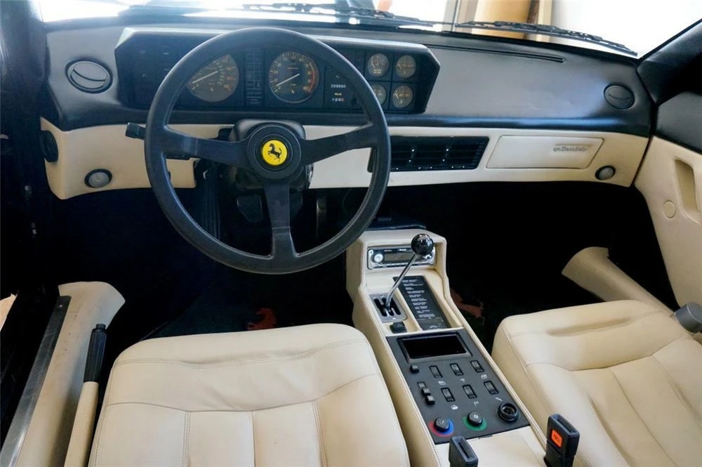 1986 Ferrari Mondial 3.2 - Image 4 of 5