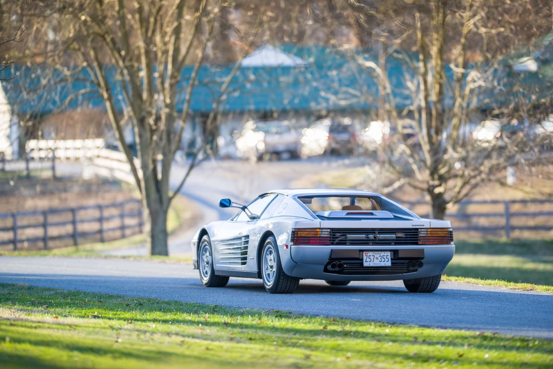 1986 Ferrari Testarossa - Image 14 of 31
