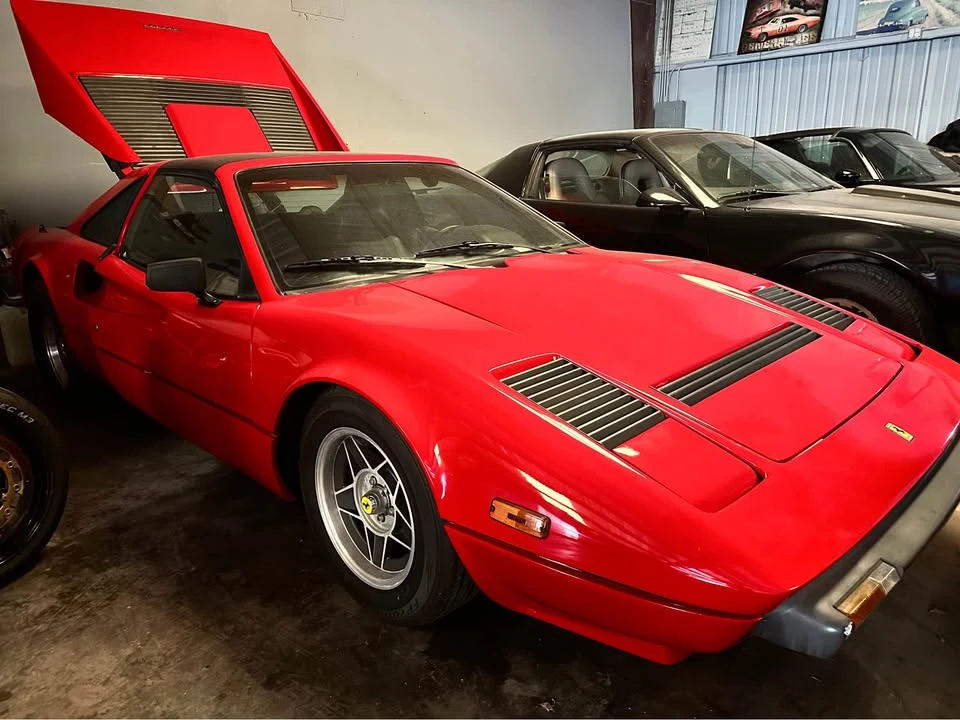 1986 Ferrari 308 GTS QV - Image 2 of 19