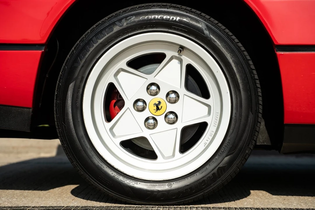 1986 Ferrari 328 - Image 18 of 26
