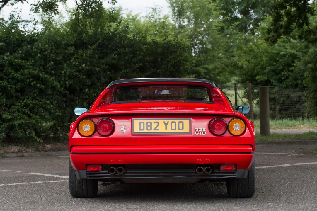 1986 Ferrari 328 GTB - Image 22 of 26