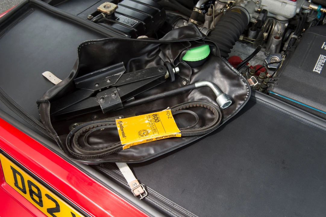 1986 Ferrari 328 GTB - Image 17 of 26