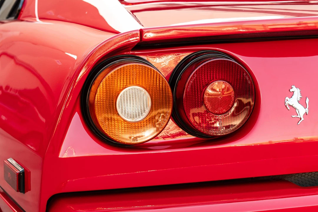 1986 Ferrari 328 GTB - Image 18 of 31