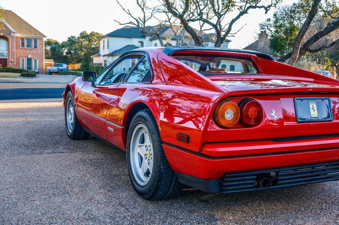 1986 Ferrari 328 GTB - Image 15 of 31