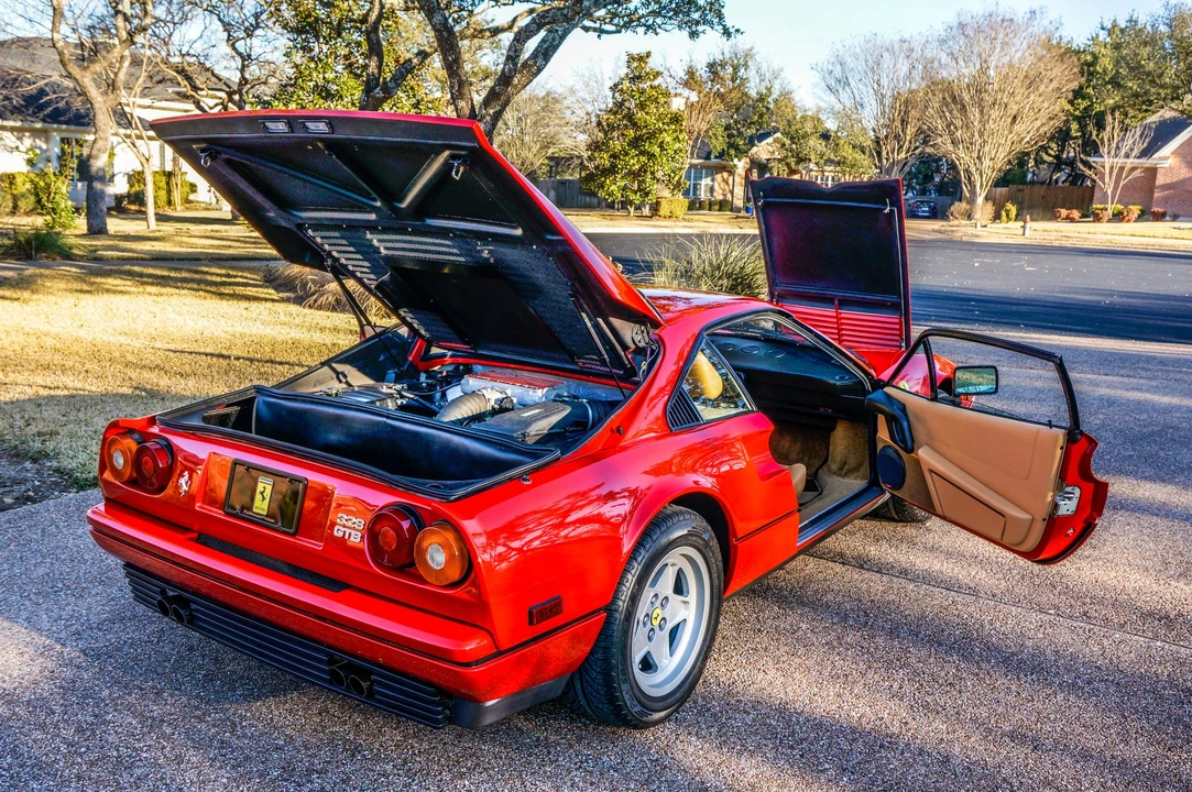 1986 Ferrari 328 GTB - Image 13 of 31