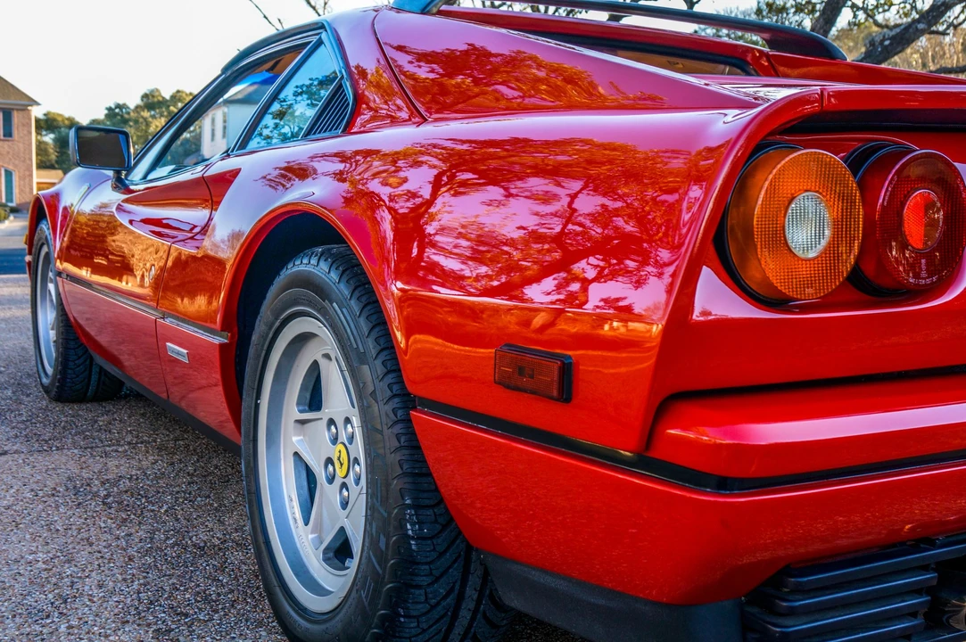 1986 Ferrari 328 GTB - Image 25 of 31