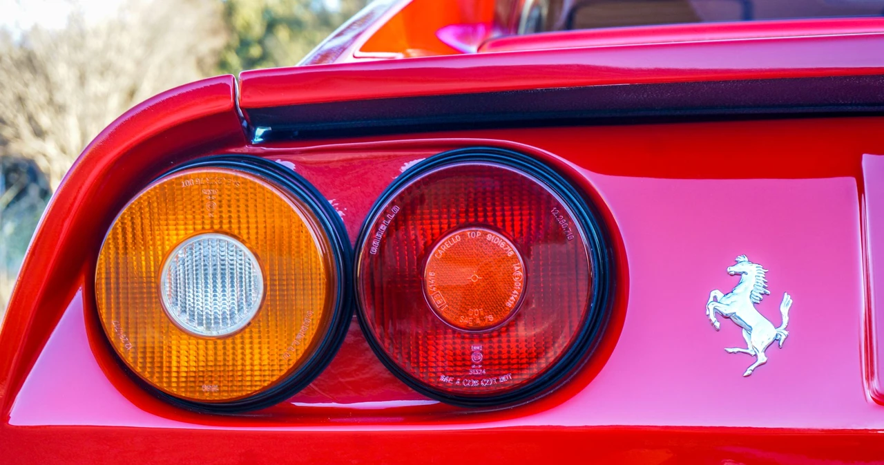 1986 Ferrari 328 GTB - Image 28 of 31