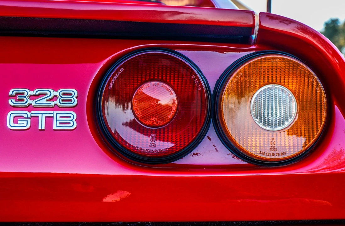 1986 Ferrari 328 GTB - Image 29 of 31