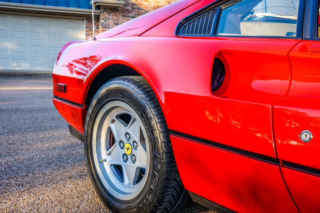 1986 Ferrari 328 GTB - Image 19 of 31